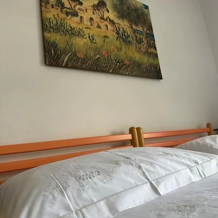 Holiday home Casetta A Cavarretta