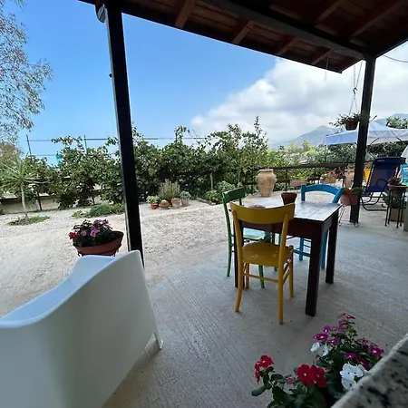 Holiday home Casetta A Cavarretta Sant'Agata di Militello