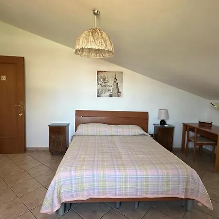 Holiday home Casetta A Cavarretta