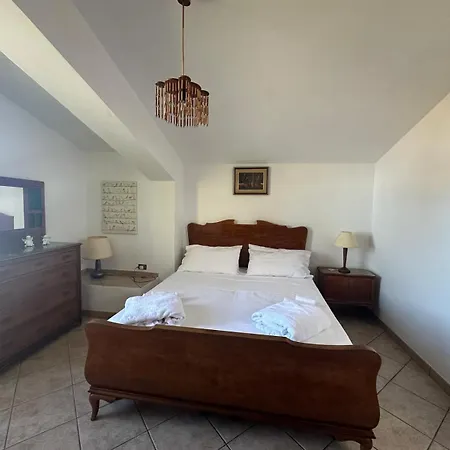 Casetta A Cavarretta SantʼAgata di Militello